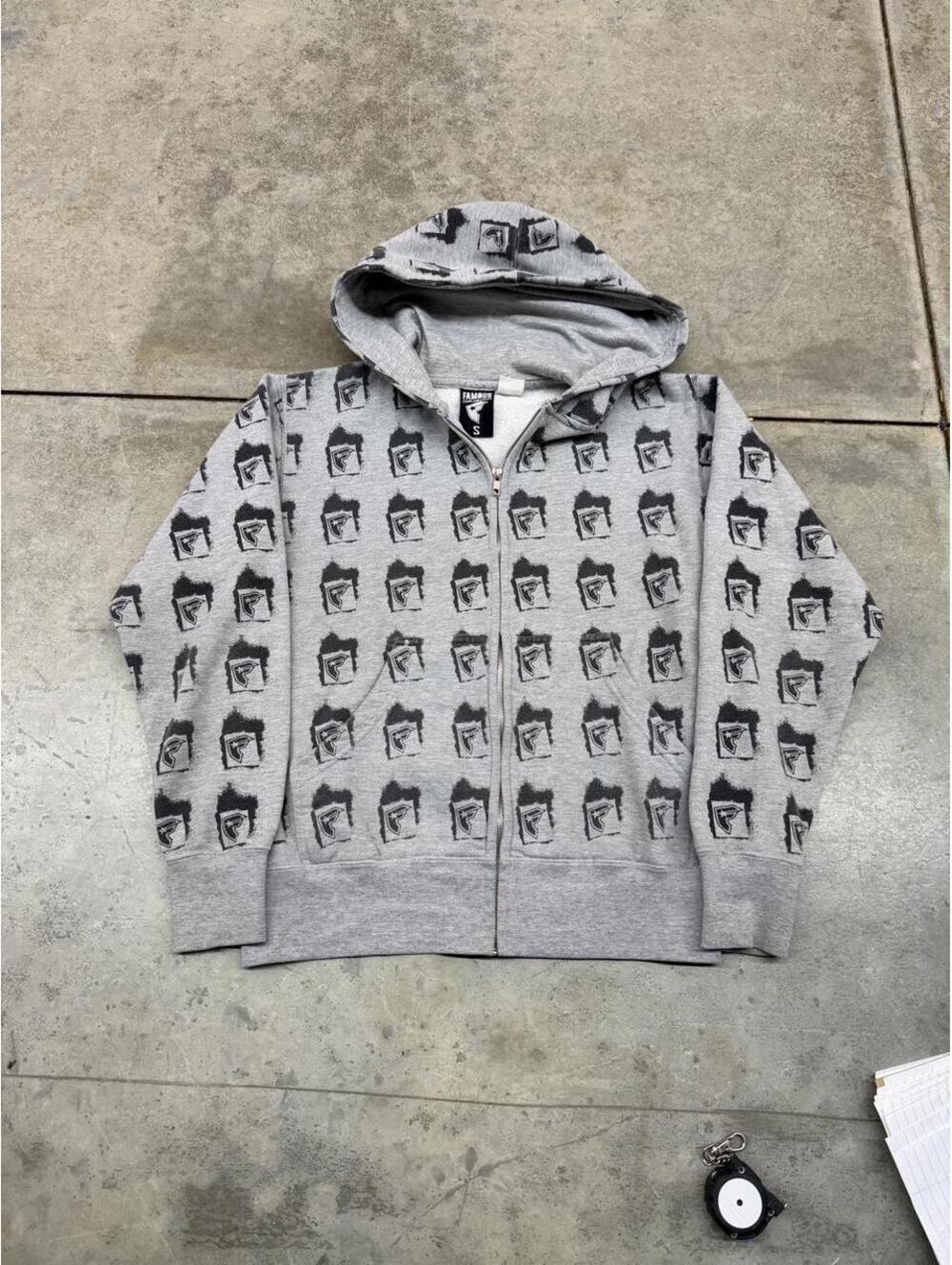 vintage famous stars and straps all over print zip up hoodie small HAS STAINS